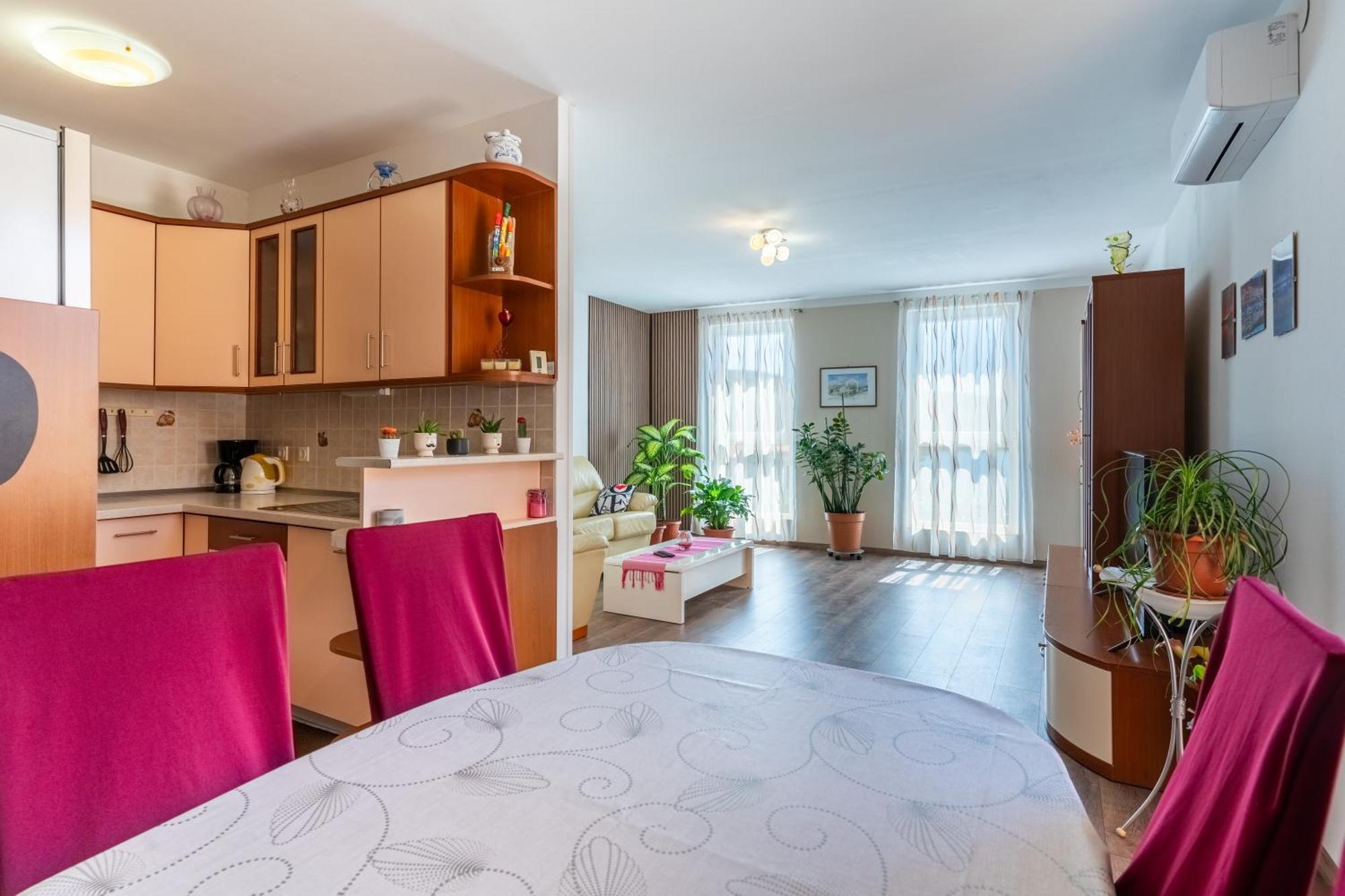 Apartman Laura Cres Exterior photo