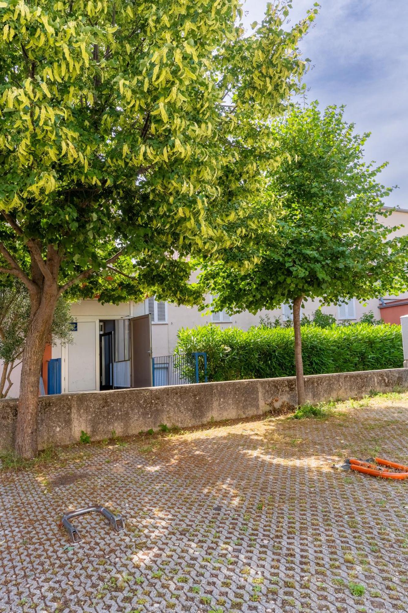 Apartman Laura Cres Exterior photo